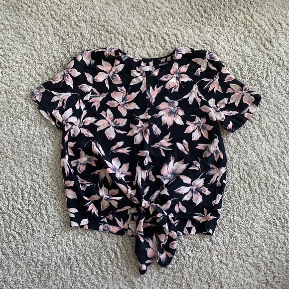 MADEWELL Silk Button-Back Tie Tee in Winter Orchid - Picture 10 of 11